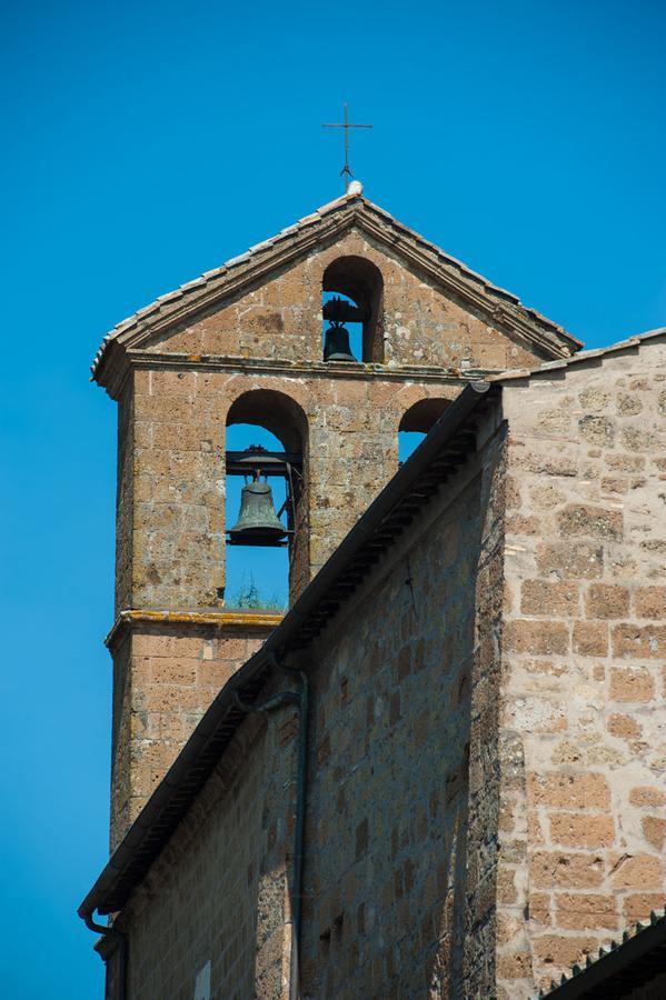Hotel Capranica Exterior photo
