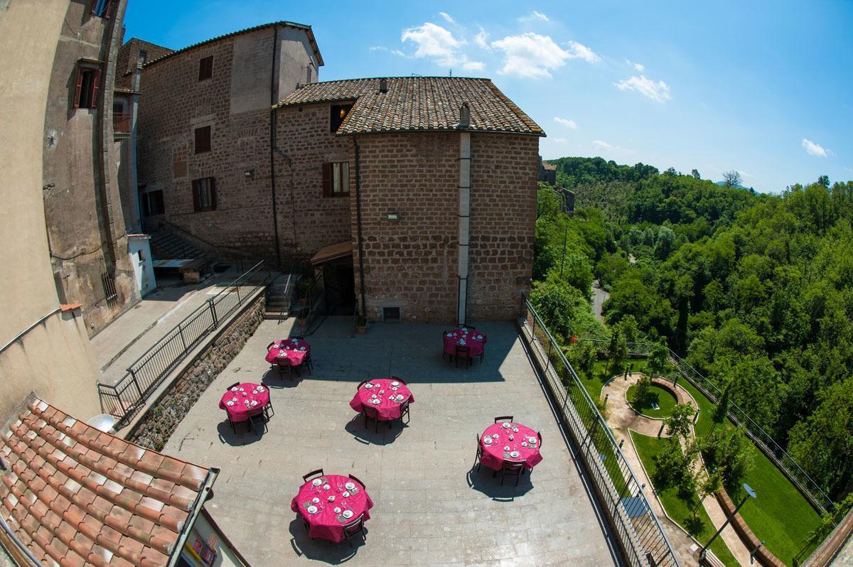 Hotel Capranica Exterior photo